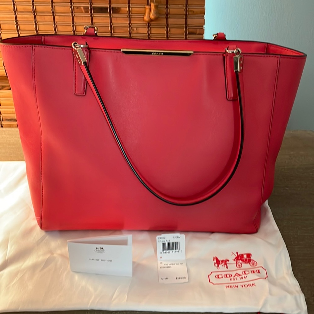 COACH MADISON SAFFIANO LEATHER EAST/WEST Tote Bag
